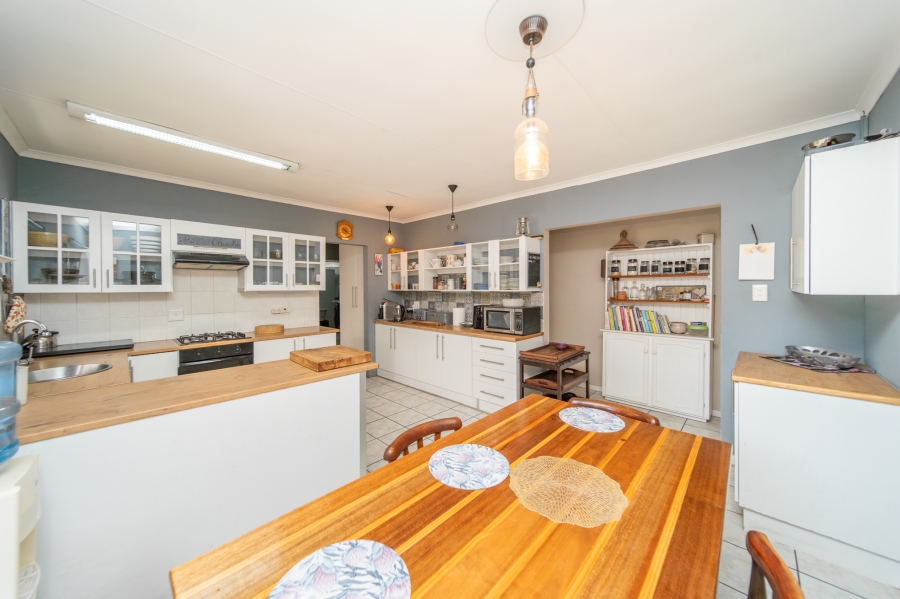 4 Bedroom Property for Sale in Beacon Bay Eastern Cape